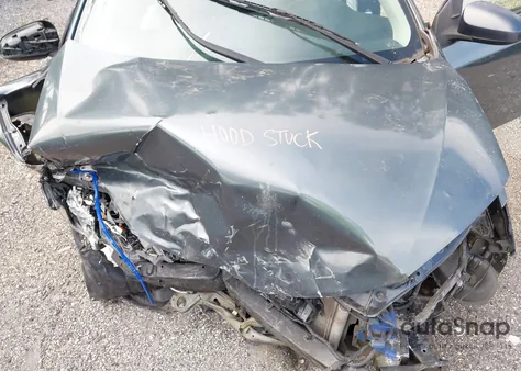 2018 Toyota Corolla Le from USA, damaged, VIN 5YFBURHEXJP806484